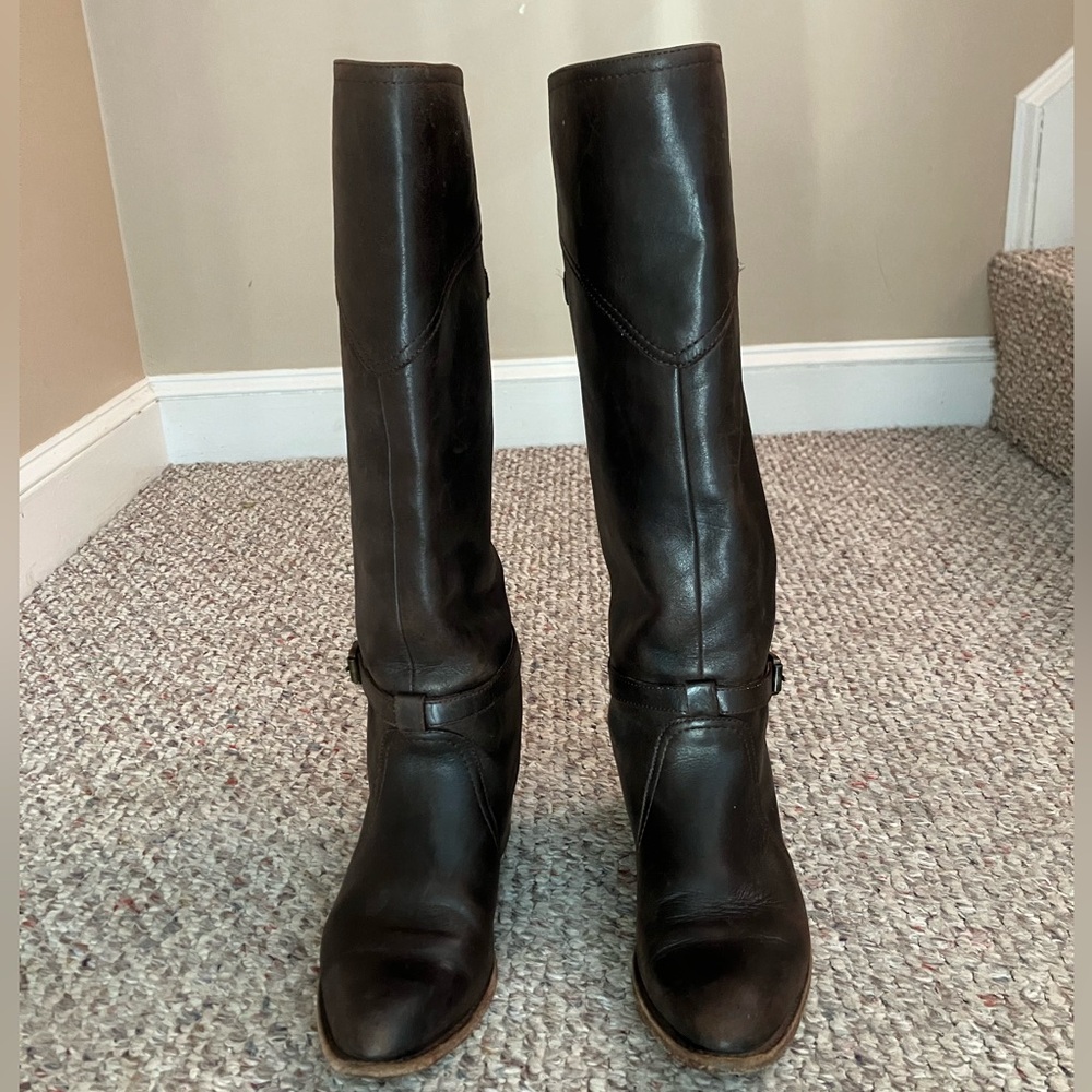 Frye Genuine Leather Dark Brown pull on boot, size 7